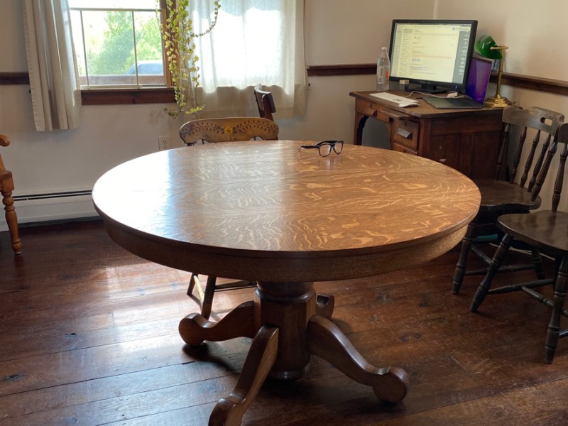 Early 1900’s Oak Dinning&nbsp;Table