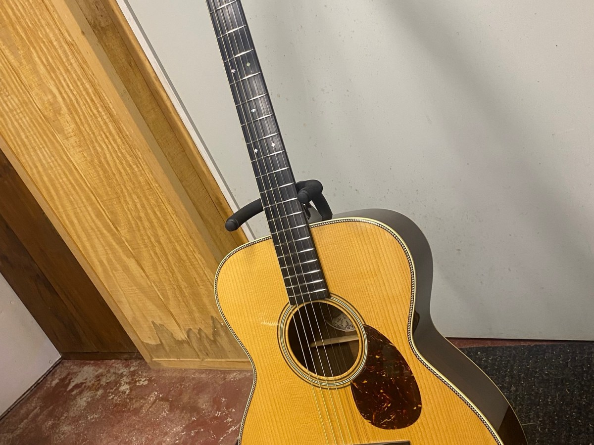 Collings OM2H A Side Crack&nbsp;Repair.